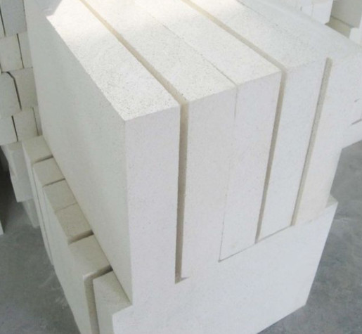 China Mullite Refractory Bricks Insulators High Heat Resistant Corrosion Resistance wholesale