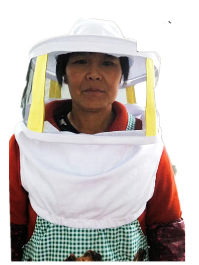 China Beekeeping Protective Clothing White Square Bee Veil Breathable With Round Type Bee Hat   For Beekeepers wholesale
