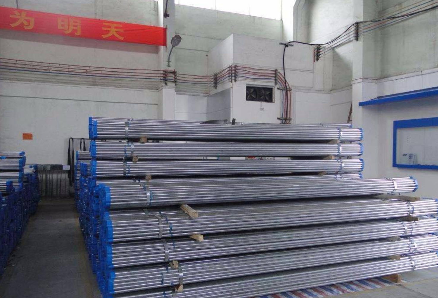 China ASTM BS Black Tube Gi Galvanized Steel Pipe/galvanized steel structural pipe/EN 10255 galvanized square pipe/Welded pipe wholesale