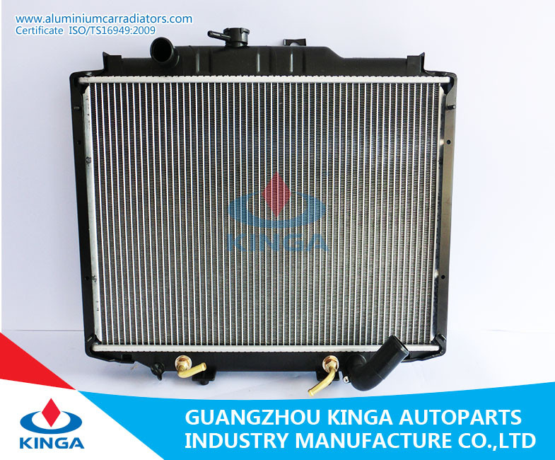 China Auto Engine Cooling Mitsubishi Radiator For Delica 1986 - 1999 , OEM No MB356378 wholesale