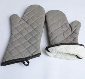 China Quilted Terry Cloth Lining Heat Resistant Kitchen Gloves Flame Retardant Coating wholesale