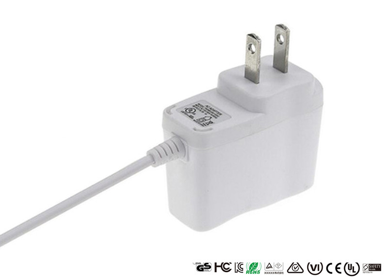 China CE FCC UL Listed White Color 5V 1A 500mA 600mA Power Adaptor AC DC Power Adapter wholesale