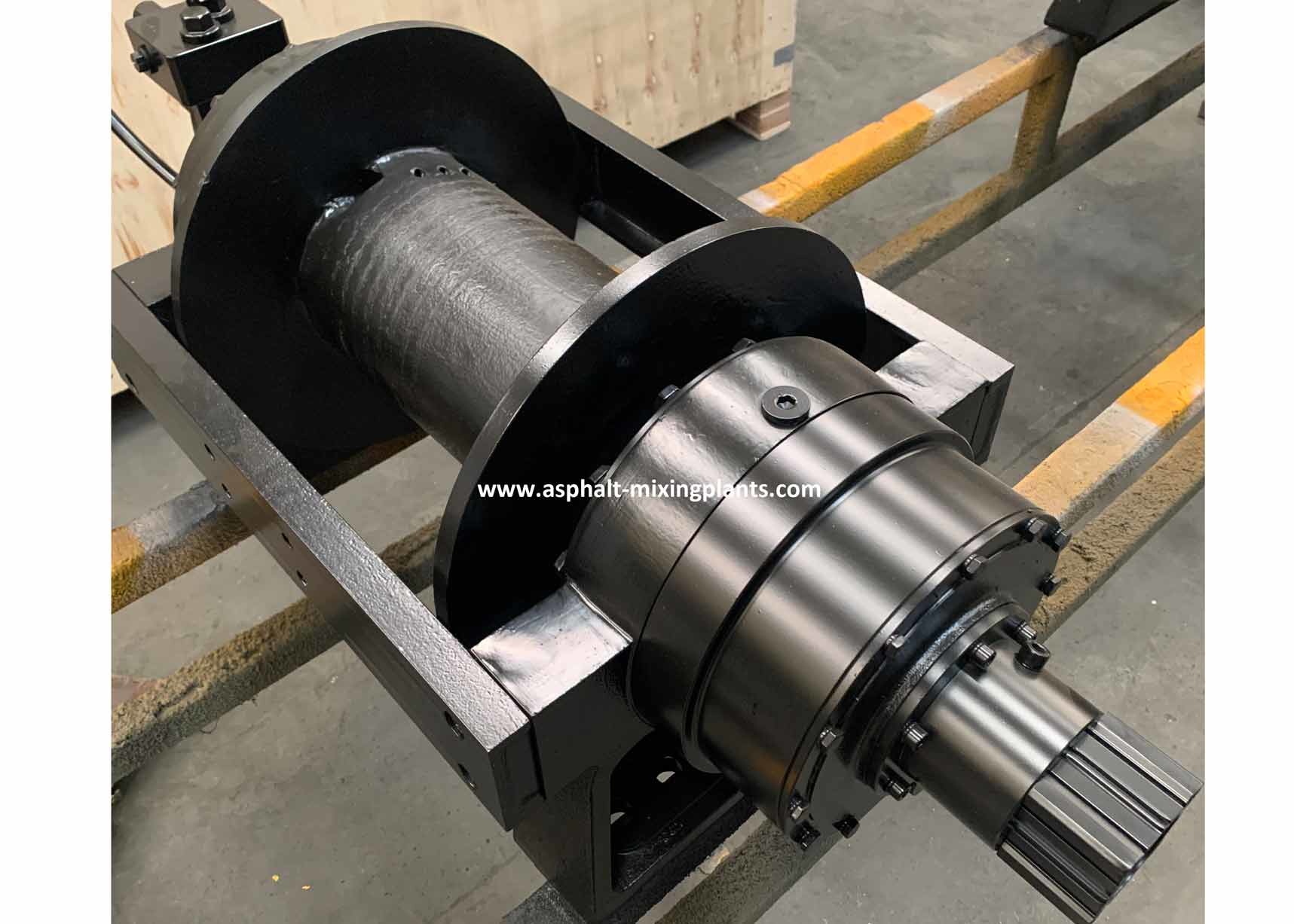 China 68KN hydraulic tugger winch with cable for crane loader escavador dumper tractor wholesale