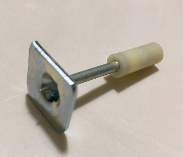 Lightweight Ceiling Clip Nail Fastener With Square Washer 37mm Pin Length