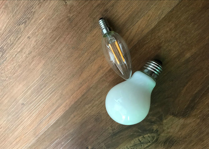 China 8w 2200k Led Bulb 360 Degree , E26 Led Home Light Bulbs 800lm Ul Certificated wholesale