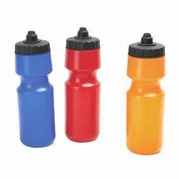 China Plastic sports water bottles, made of plastic, suitable for promotional and gift purposes, BPA-free wholesale