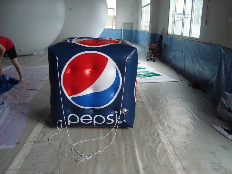 China 8ft Large Inflatable Square Balloon 540x1080 Dpi High Resolution Digital Printing wholesale