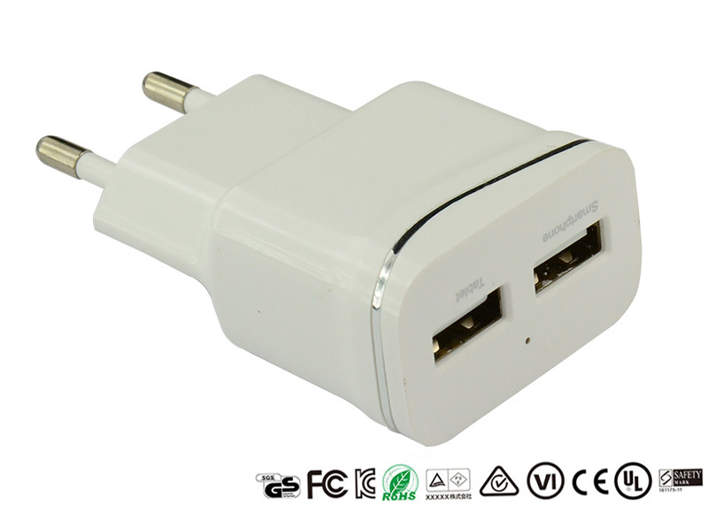 China Quick Dual Port USB Wall Charger 5V 2.1A Universal Mobile Phone Charger wholesale