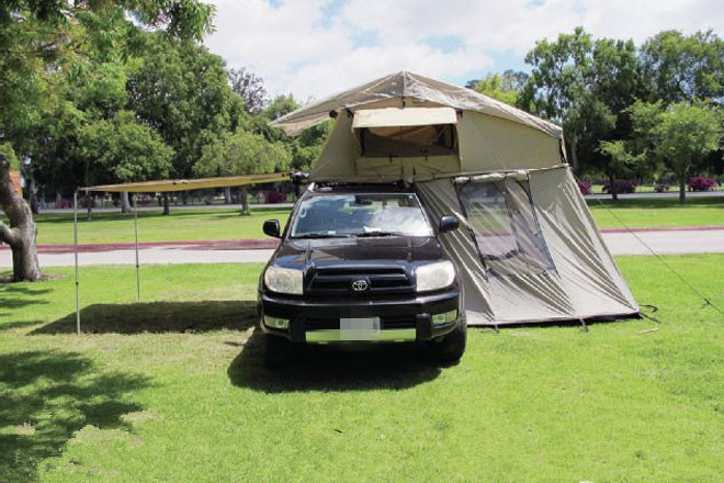 China Large Capacity Off Road Roof Top Tent With 420D Oxford Flysheet Fabric wholesale