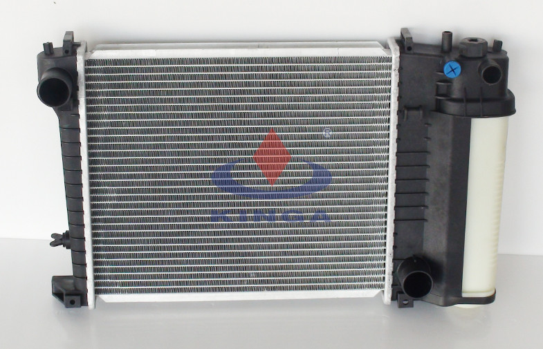 China Replacement bmw 318i radiator OEM 1719024 For BMW 316 / 318i 1987 , 1990 MT wholesale