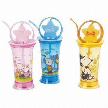 China BPA-free Straw Cups, Made of Plastic, Suitable for Promotional and Gift Purposes wholesale