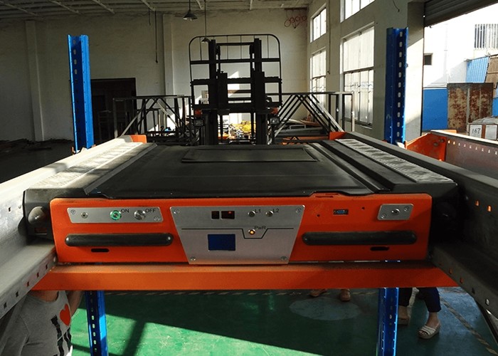 China Heavy Duty Pallet Shuttle Storage Systems Carrier Radio For Warehouse Storage wholesale