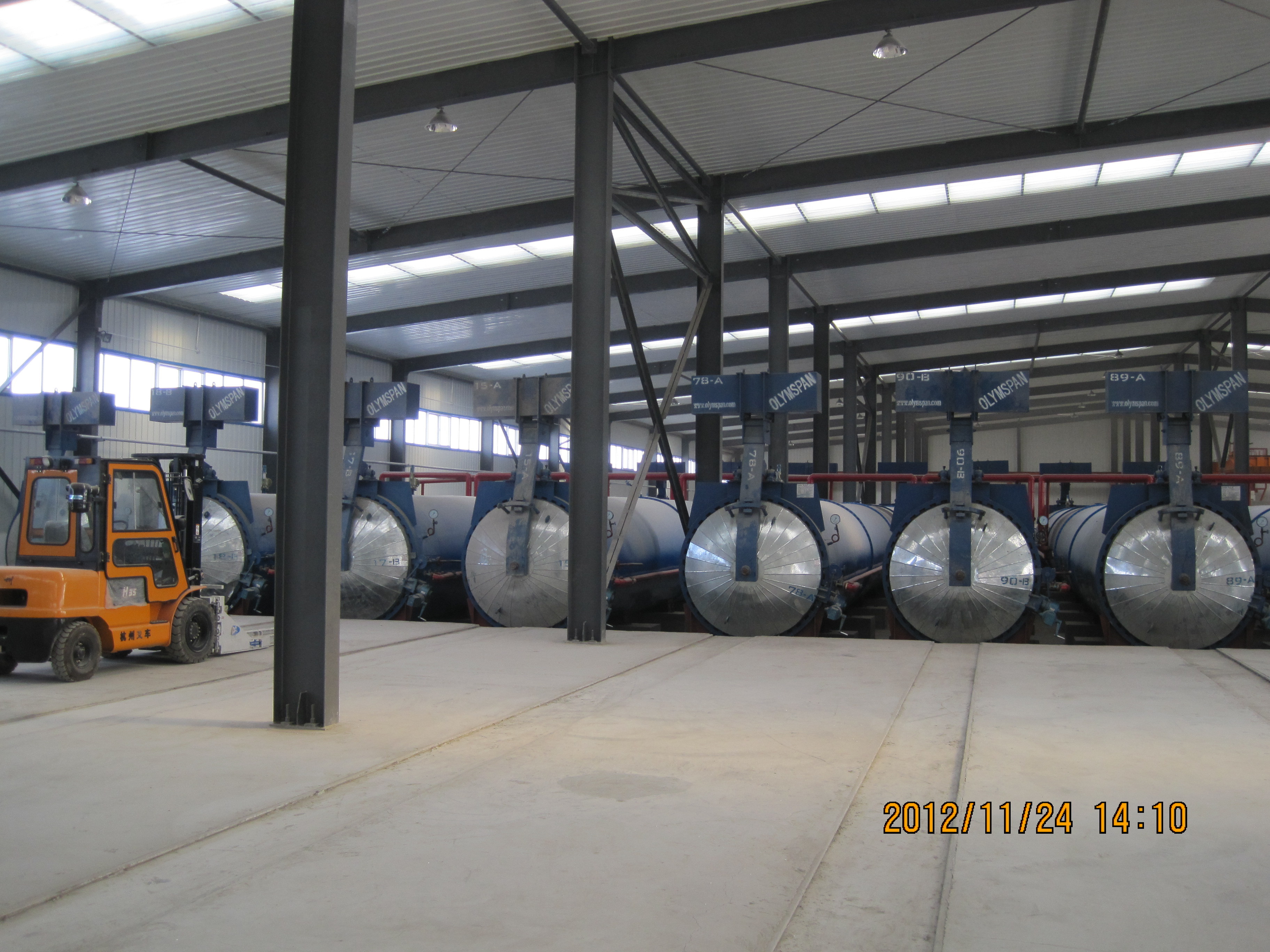 China Concrete Autoclave With Hydraulic Pressure Door-Opening And Safety Interlock wholesale