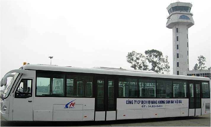 China Durable Nice Airport Shuttle Bus Ramp Bus With Adjustable Seats wholesale