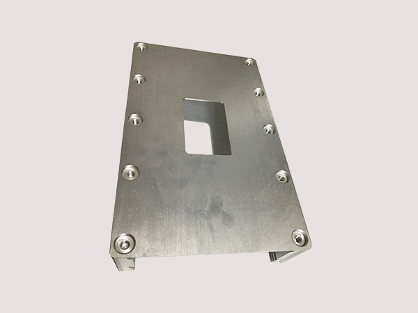 China 1.5mm Thicikness Cnc Aluminium Extrusion Fabrication With Screwing Square Shape wholesale