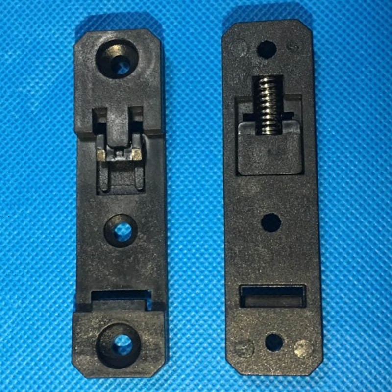 China RB-233 Plastic Nylon Spring Loaded Din Standard Rail Mounting Clip Black 20mm Width wholesale