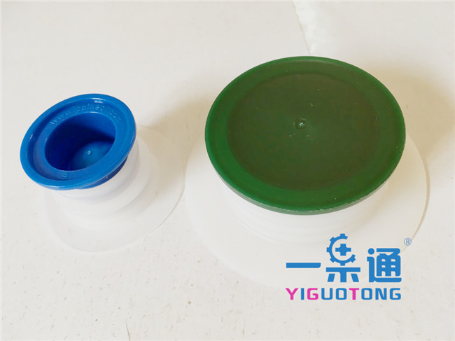 China Anti - Resistant Bag In Box Fitments Screw Caps For Packaging Bags 220L , Bib Connector wholesale