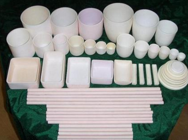 China Technical Ceramic Large High Purity Al2o3 Alumina Crucible Saggar Special Shaped wholesale