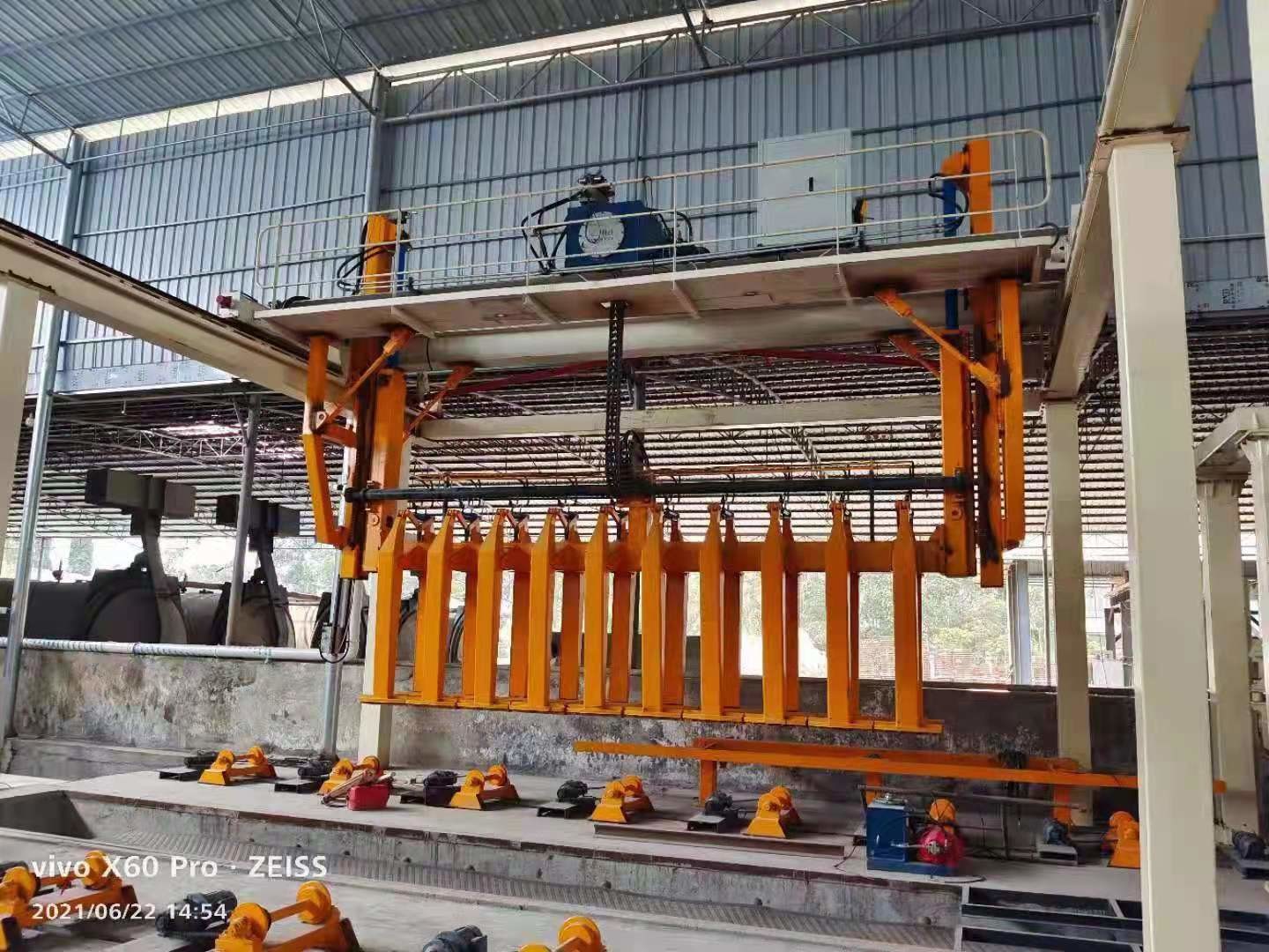 China W2570mm 380V Hoist AAC Block Making Machine For Finished Concrete wholesale