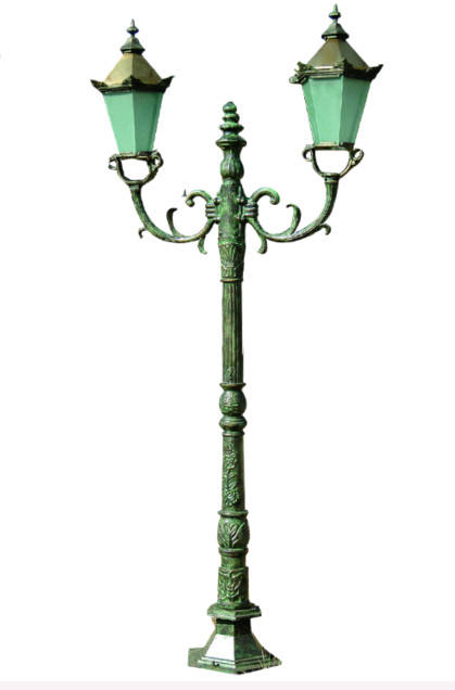 China Antique Decorative Cast Iron Light Pole Spain Style Garden Street Lighting Pole wholesale