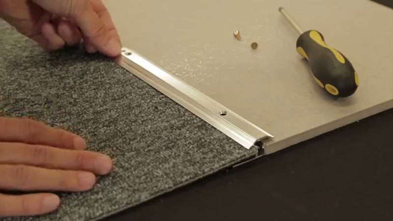 China Electrophoresis Aluminum Carpet Trim Layering Strips For Floor wholesale