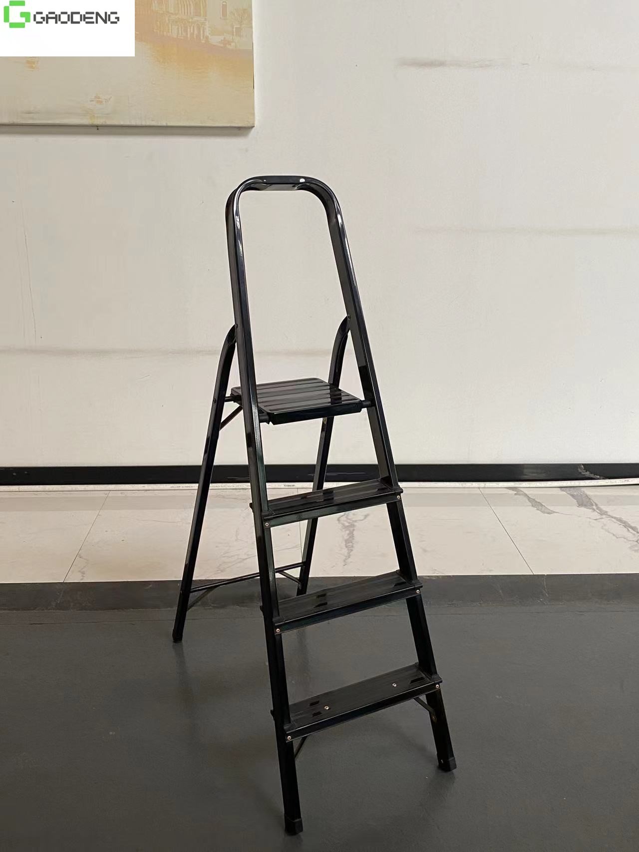 China Black  Using Hight 87 cm  Aluminum Folding Ladder Net Weight 3.5KG wholesale