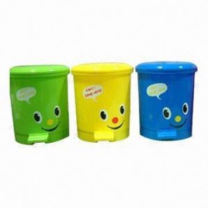 China Small Plastic Trash Can for Home and Office Use, Customized Designs are Accepted wholesale