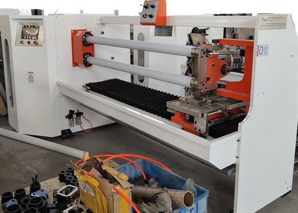 China Automatic Fiberglass Cloth 1300mm Fabric Roll Cutting Machine wholesale