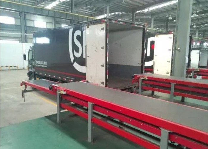 China Medium Duty Flexible Conveyor System Gravity Roller Conveyor Steel Structure wholesale