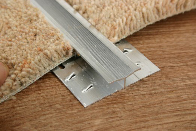 China Top Skirting Board Polished Aluminum Carpet Trim 25mm wholesale