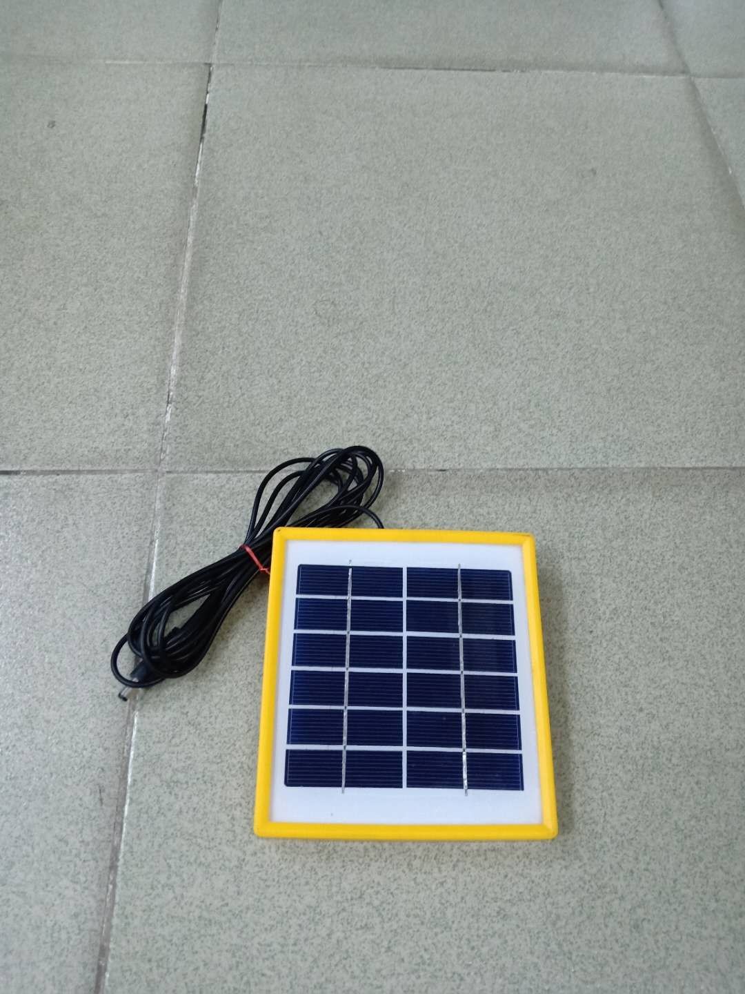 China 6V 2W DC plug Solar Panel Polycrystalline Photovoltaic Glass Laminated Mini Solar Panel wholesale