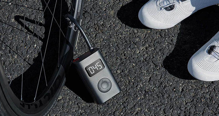 Xiaomi Electric Air Pump Rechargeable inflator 150PSI Smart Digital Tire Pressure Detection for Football Car Bike Pump