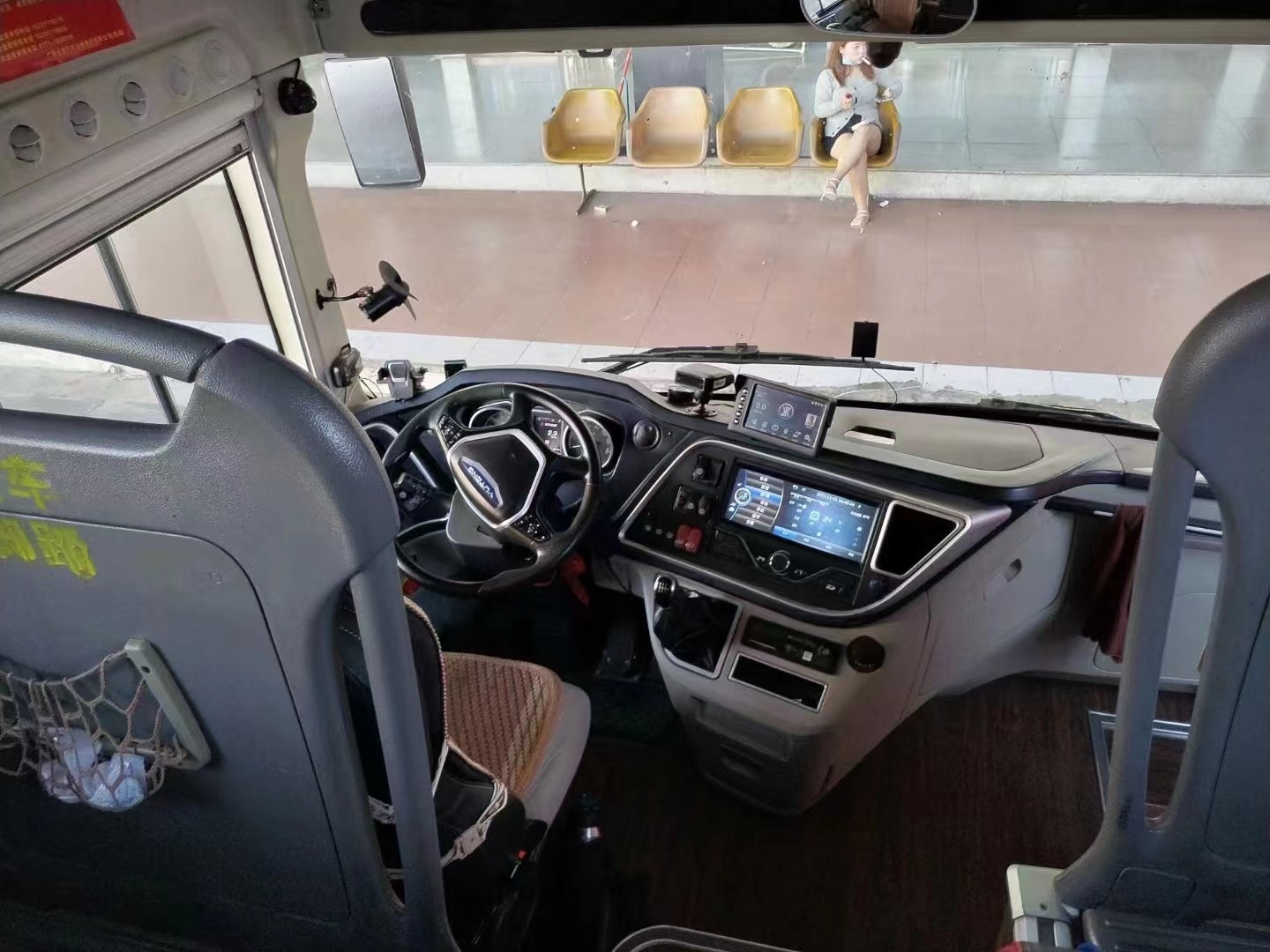 2017 Year 46 Seater Used Yutong Bus ZK6128 Diesel Engine In Good Condition