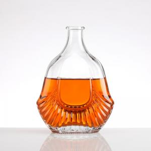 China Hot Stamping 2022 Professional 200ml Clear Flat Glass Flask Bottle for Whisky Bottle on sale