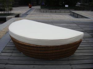 China Half Round Outdoor Rattan Daybed With White Cushion And Pillow wholesale