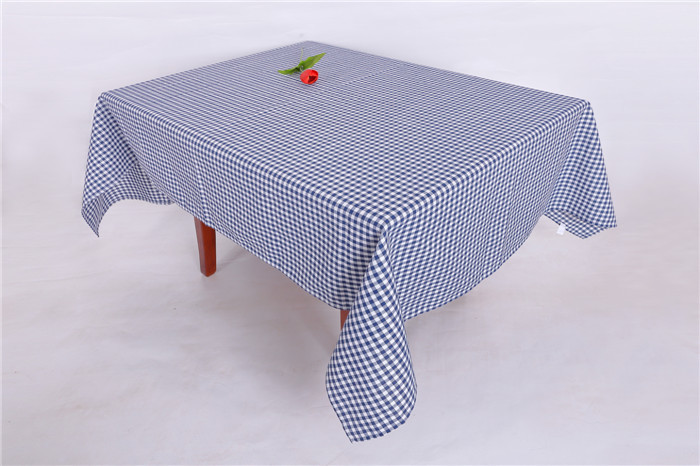 Checkered Stain Resistant Promotional Table Covers , Rectangle Restaurant Table Cloth