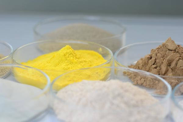 300000U/G Thermostable Alkaline Protease Powder Catalyze The Hydrolysis Of