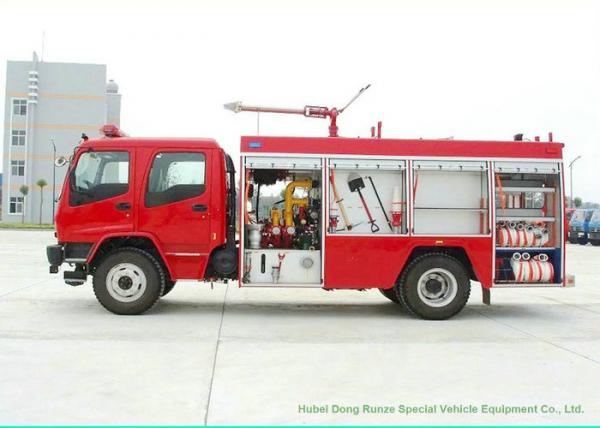 Industrial 4x2 Fire Fighting Truck With Water / Foam Tank 6 - 8 Ton Capacity