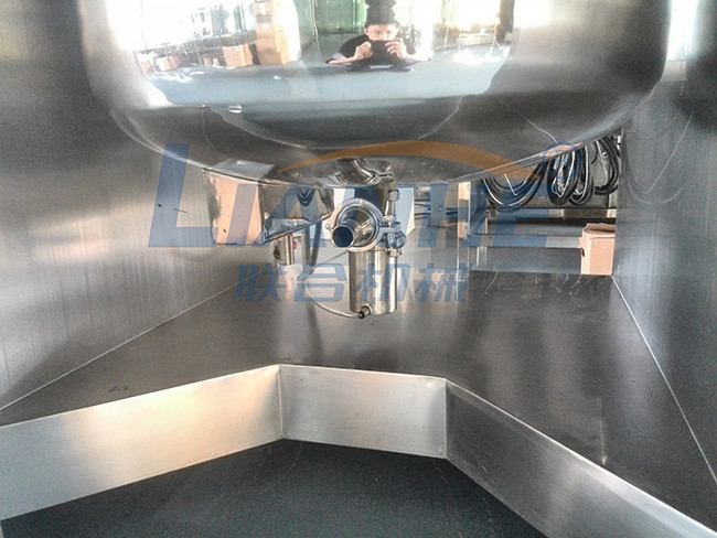SGS 120 Degree Shampoo Manufacturing Machine , 500L Equipment For Making Cosmetics