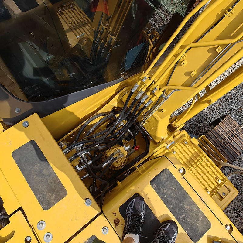 11Ton Second Hand Komatsu Excavator PC110-7 2.8km/H Excavators Used For Lifting Operations