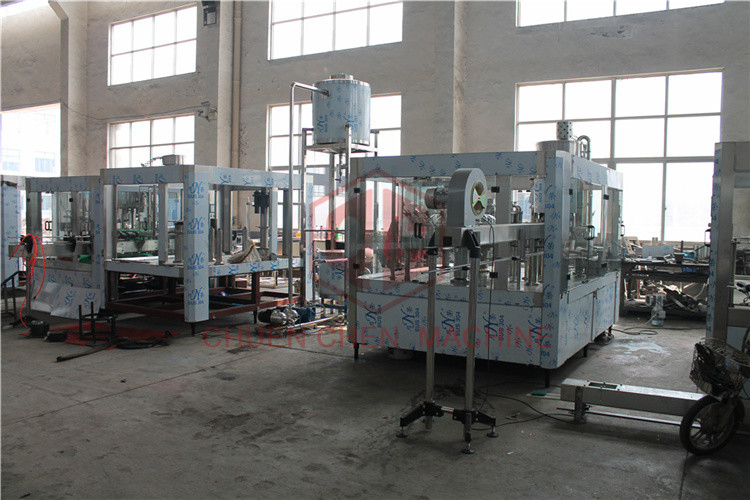 Medium Production Capacity Plastic Bottle Filling Machine For PET Bottle Juice