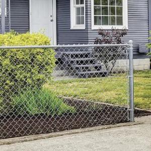 China 8 Foot Waterproof hot dipped Galvanized Plastic Coated Chain Link Fence wholesale