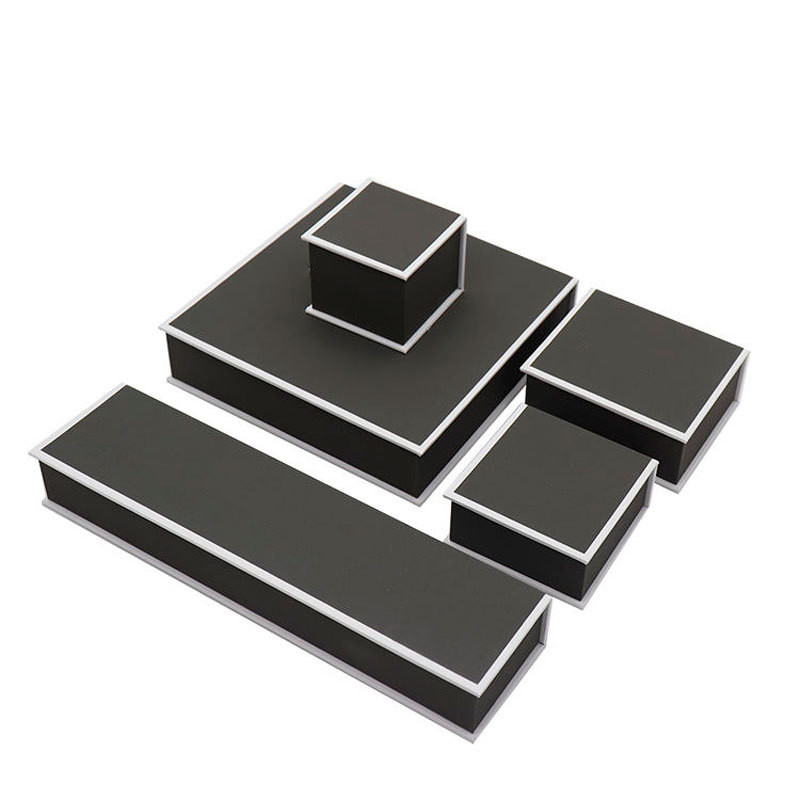 Customizable Magnetic Closure Rigid Black Gift Box For Jewelry And Gifts
