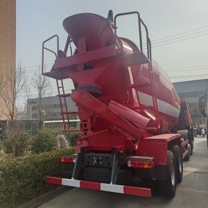 China LHD 8X4 SINOTRUK HOWO Concrete Mixer Truck 371HP wholesale