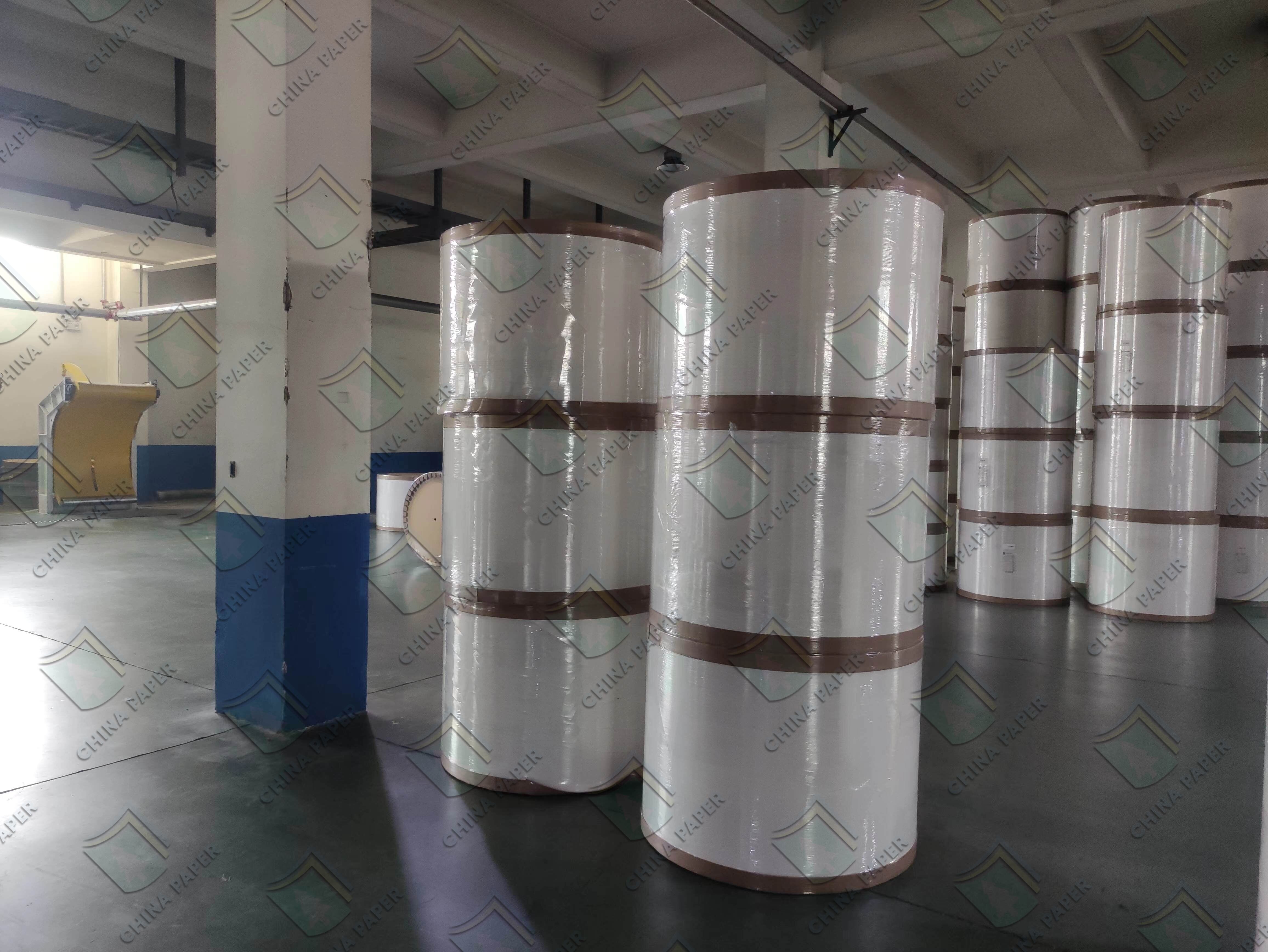 Good Price Smooth White Top Testliner 170gsm White Kraft Liner Board For Packaging Boxes