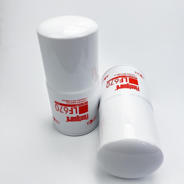 Hydraulic Oil Filter for Tractor Parts LF670 High Quality Truck Parts for