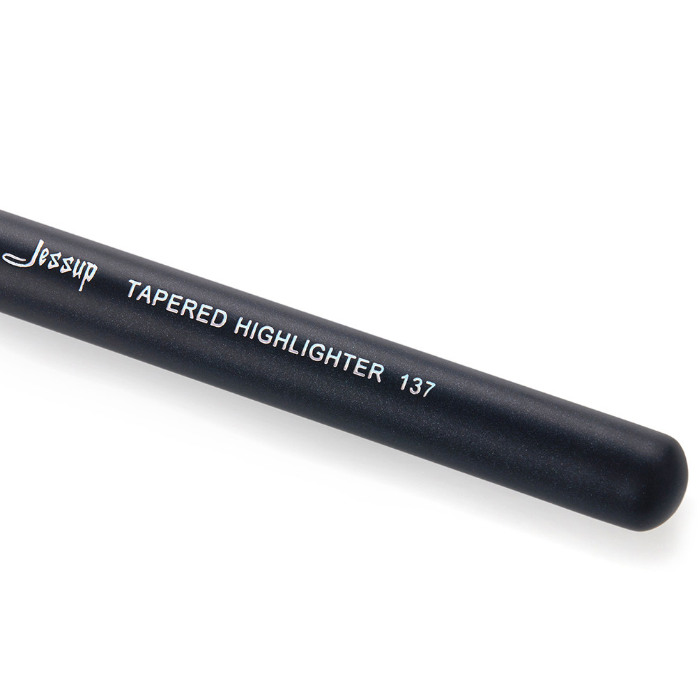 Jessup Tapered Highlighter Brush