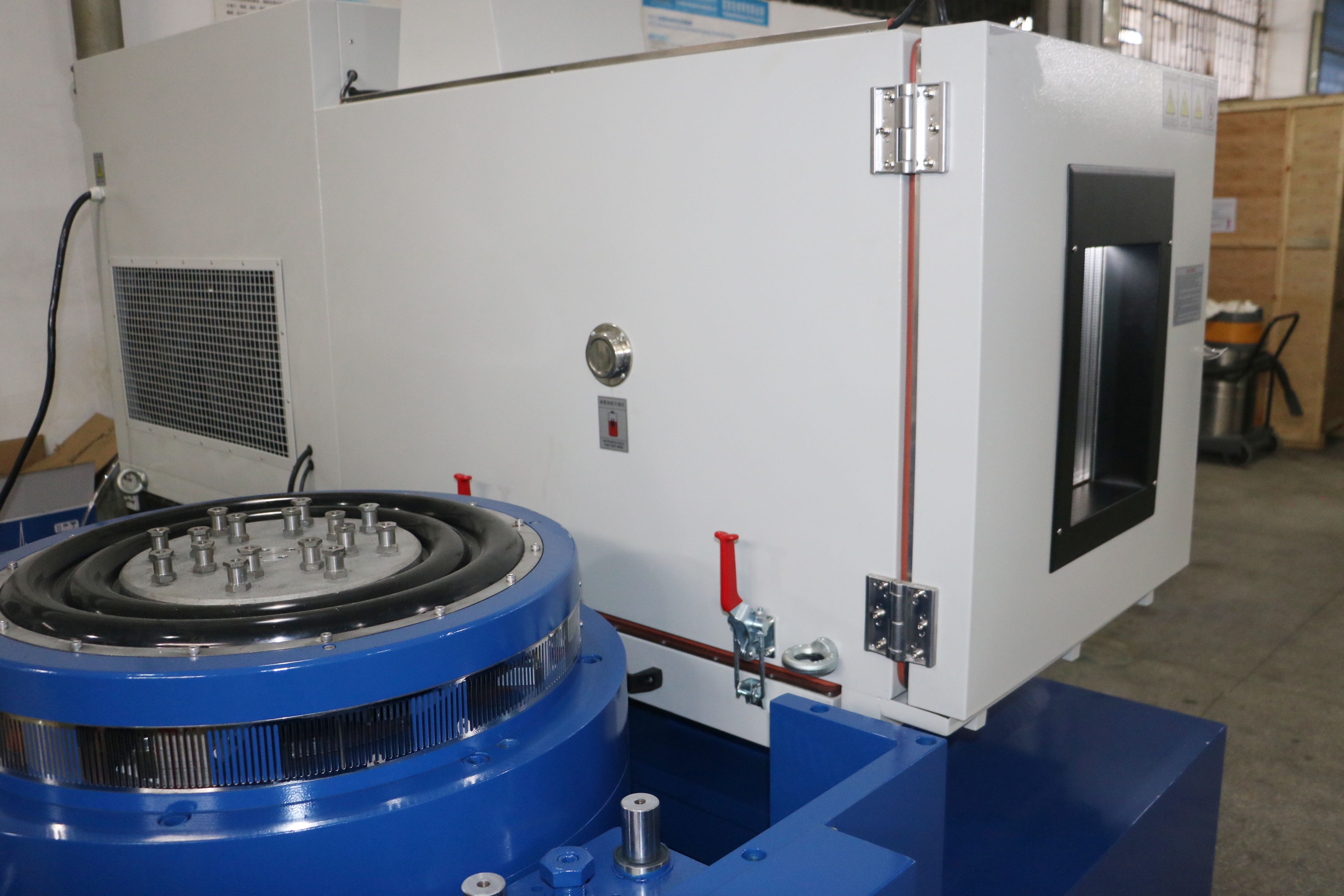Random Vibration Testing Equipment With Temperature Humidity Chamber Meets MIL-STD Standards