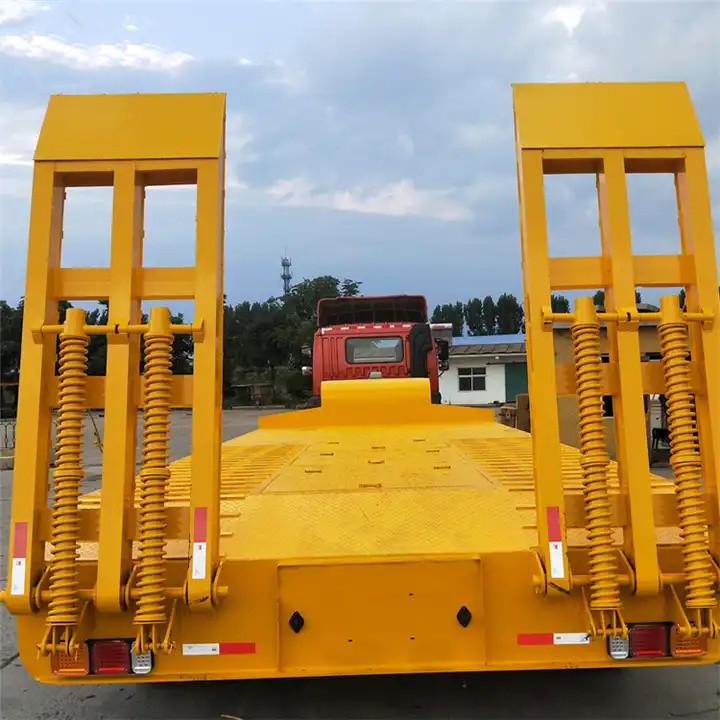 High Quality Lowbed Trailer Transport Heavy Machine Low Bed Truck Semi Trailer With Mechanical Ladder
