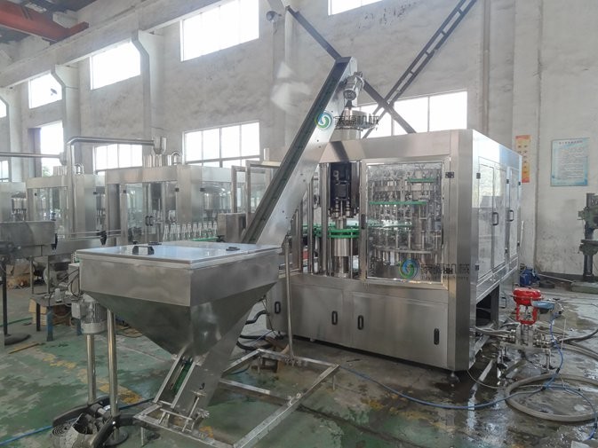 Crown Cap Beer Bottle Filling Machine 3500 BPH Glass Bottling Machine